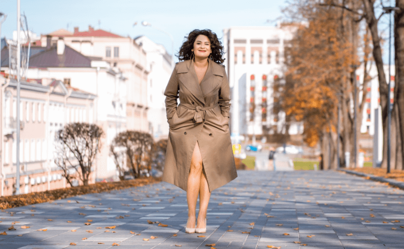 woman-walks